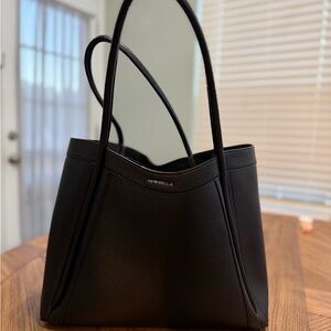 Newell’s Kelly L purse